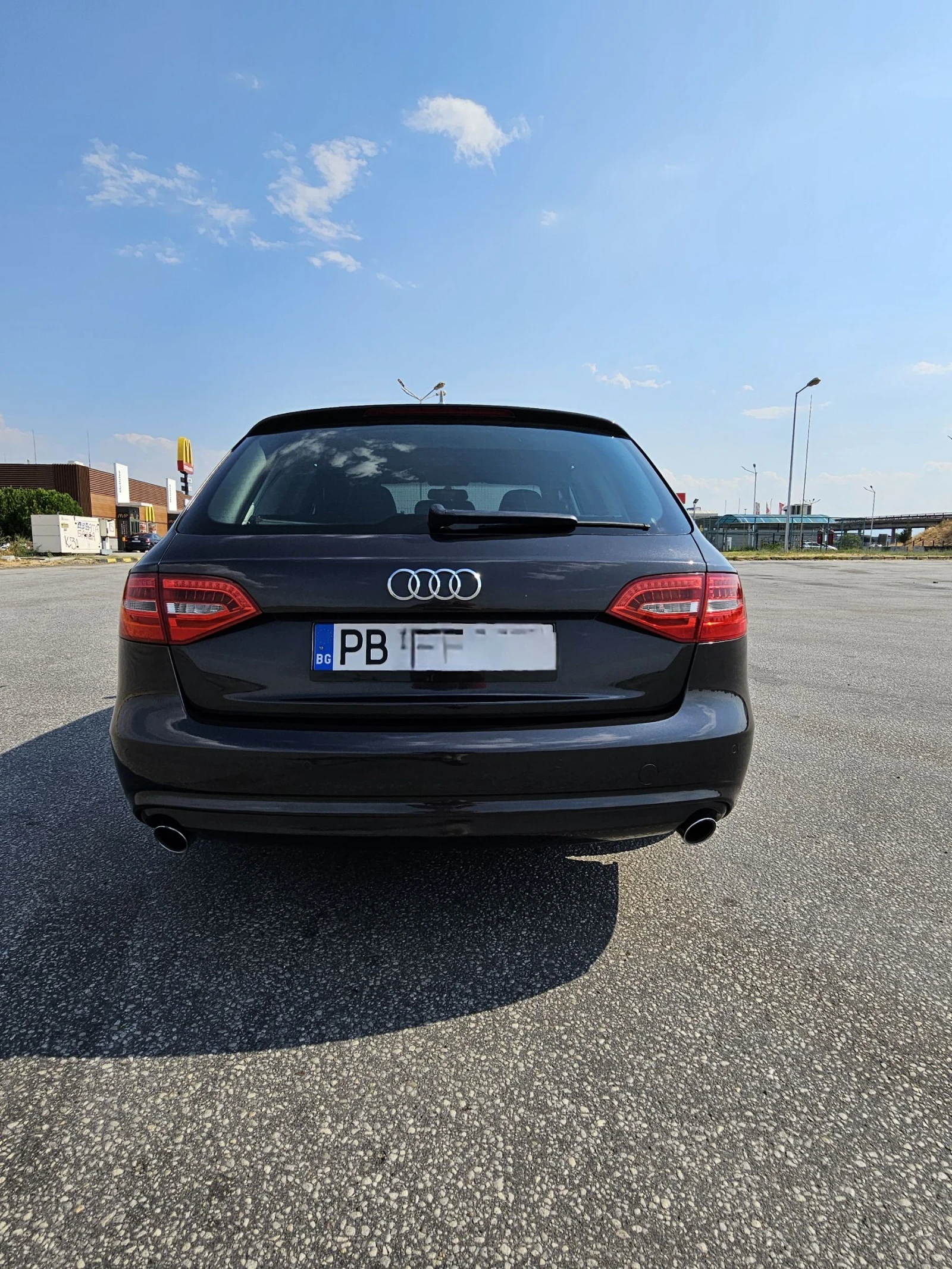 Audi A4 KeylessGo/LED/Navi - изображение 2