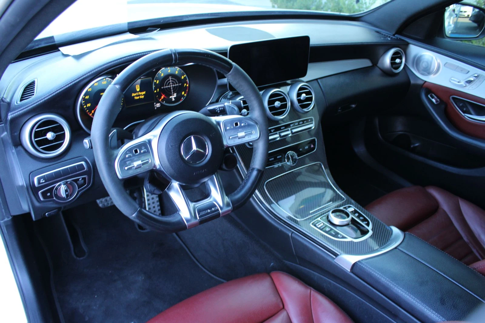 Mercedes-Benz C 43 AMG 4MATIC* NIGHT* CARBON* PANORAMA* Designo* Dig Cock - изображение 7