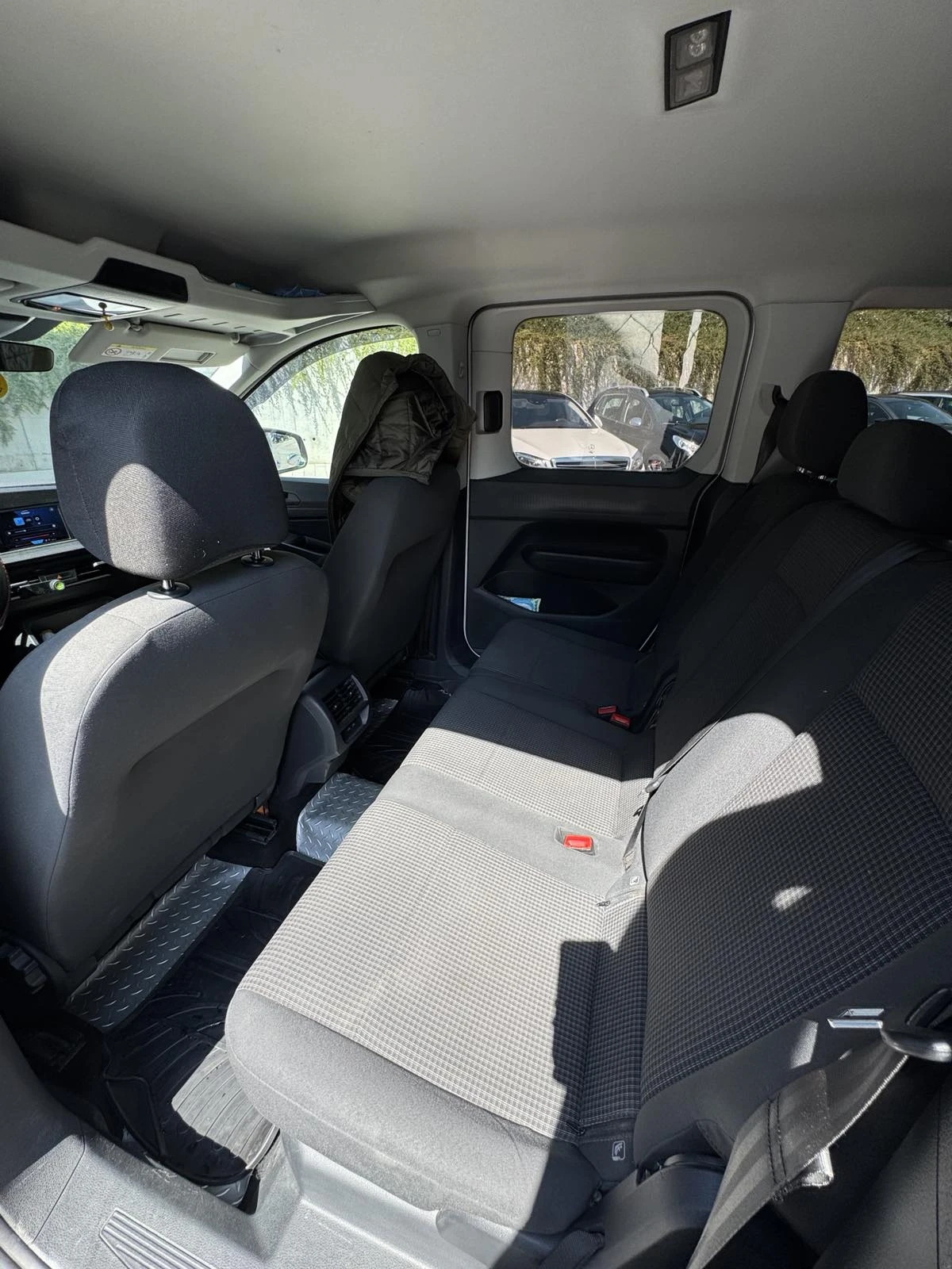 VW Caddy  - изображение 9