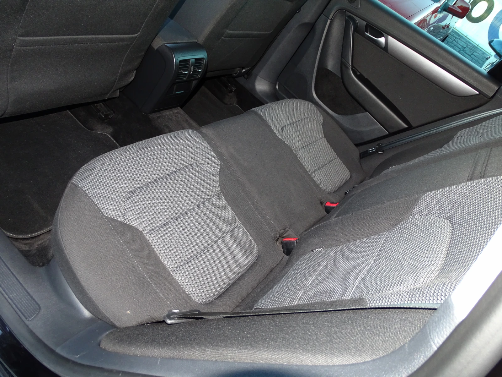 VW Passat 2.0TDI_140����_��������_������_* _*  | Mobile.bg � ����������� 12