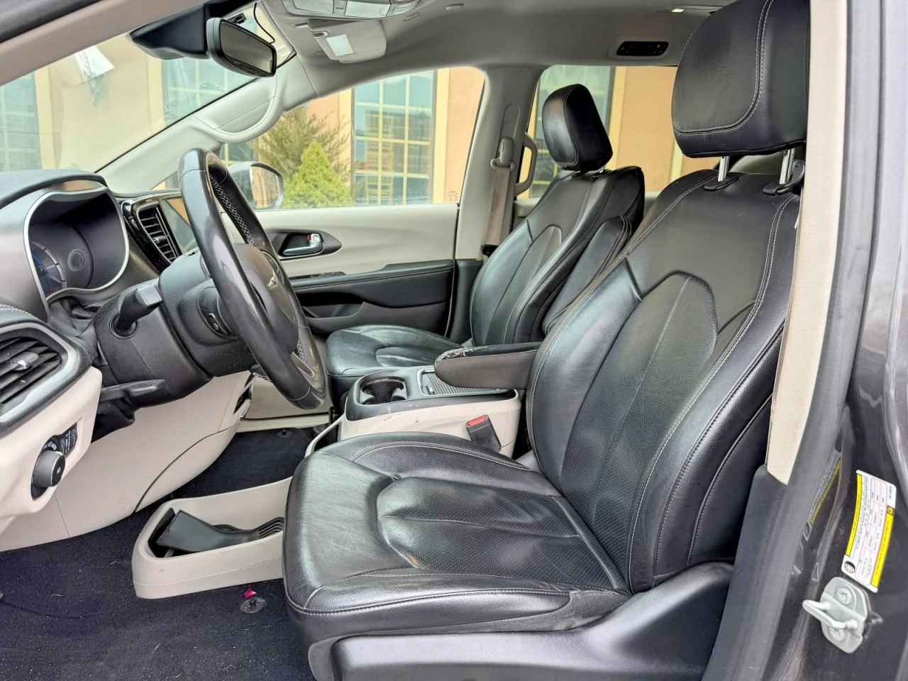 Chrysler Pacifica HYBRID TOURING L - изображение 7