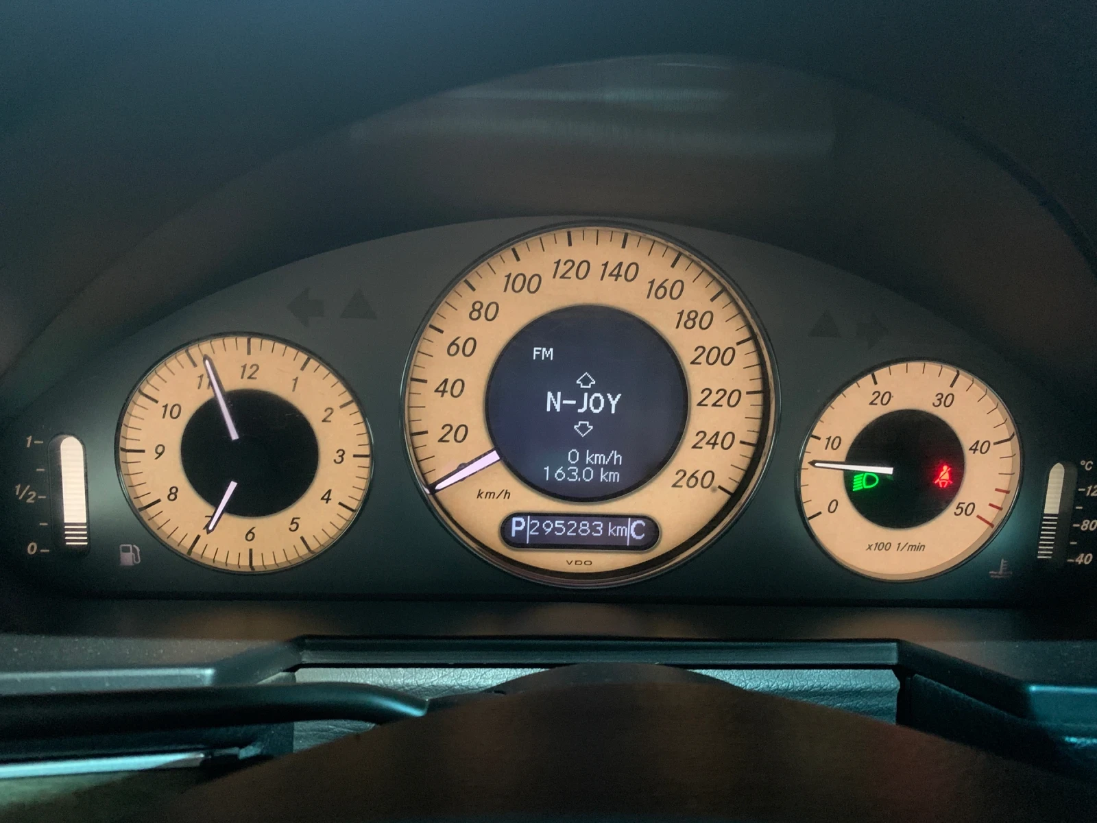 Mercedes-Benz E 280 280 CDI, снимка 11 - Автомобили и джипове - 54247396