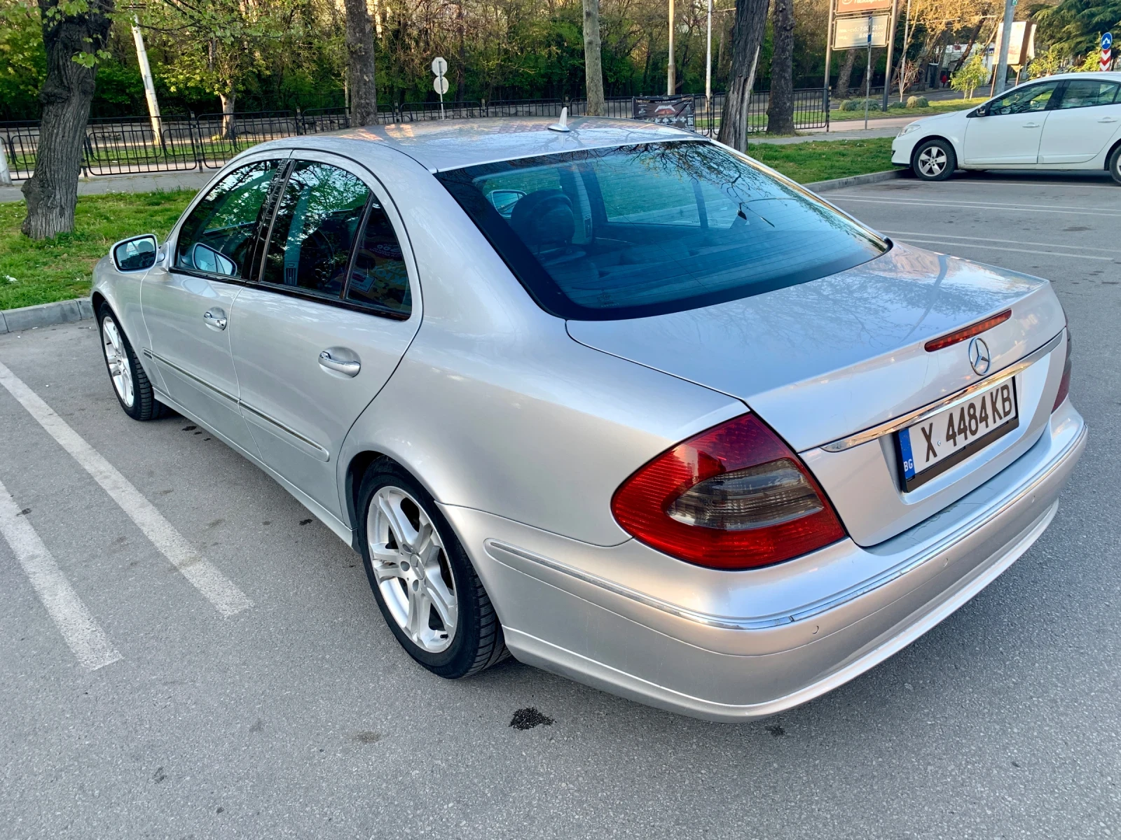 Mercedes-Benz E 280 280 CDI, снимка 7 - Автомобили и джипове - 54247396