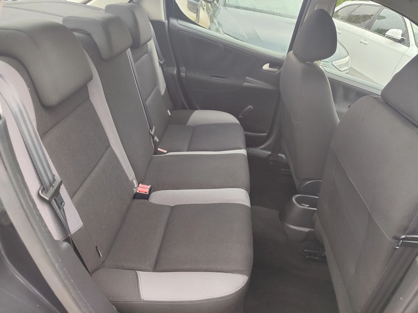 Peugeot 207 1.4i* 119000km* KLIMA* , снимка 10 - Автомобили и джипове - 54477446