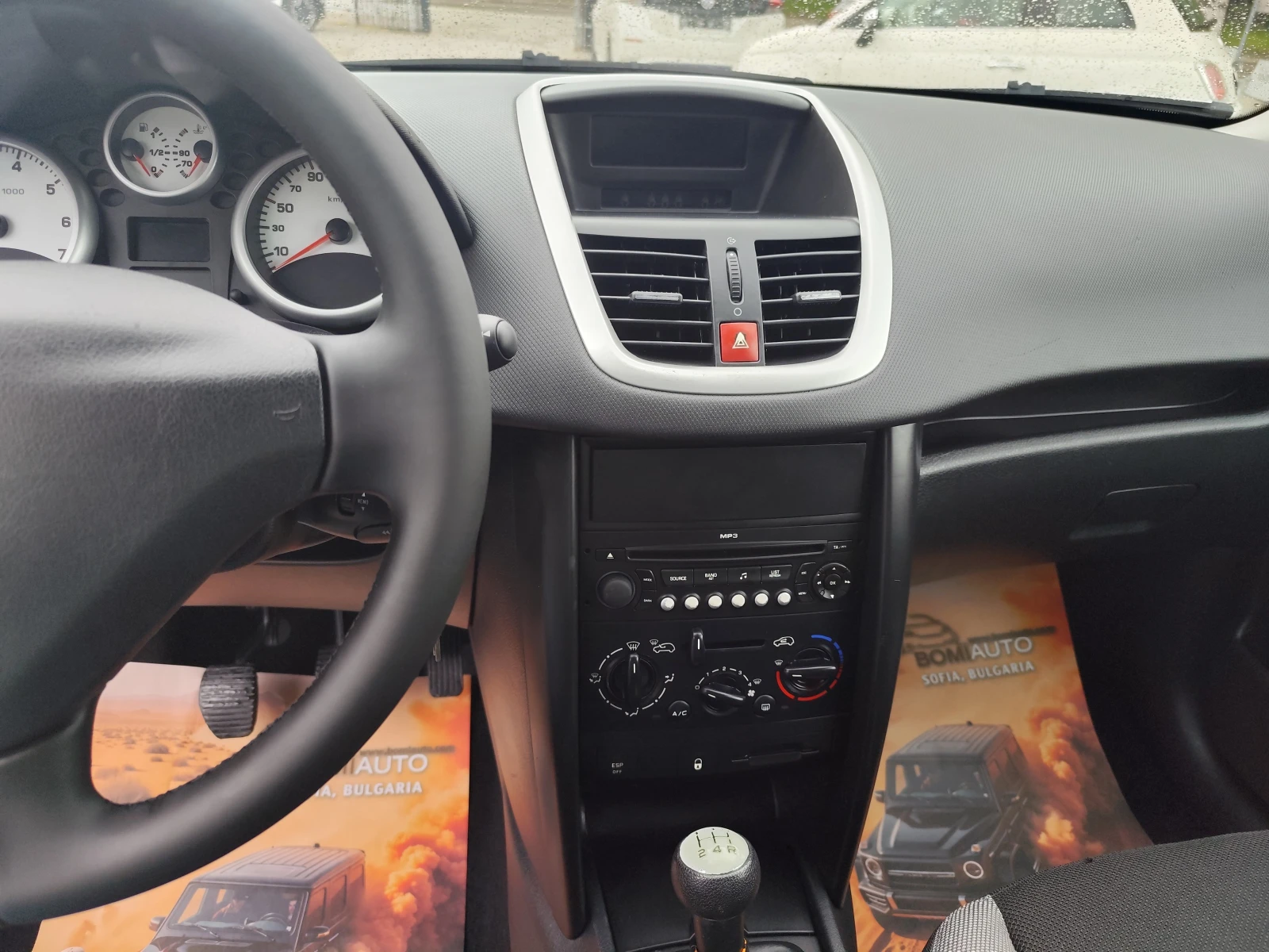Peugeot 207 1.4i* 119000km* KLIMA* , снимка 9 - Автомобили и джипове - 54477446