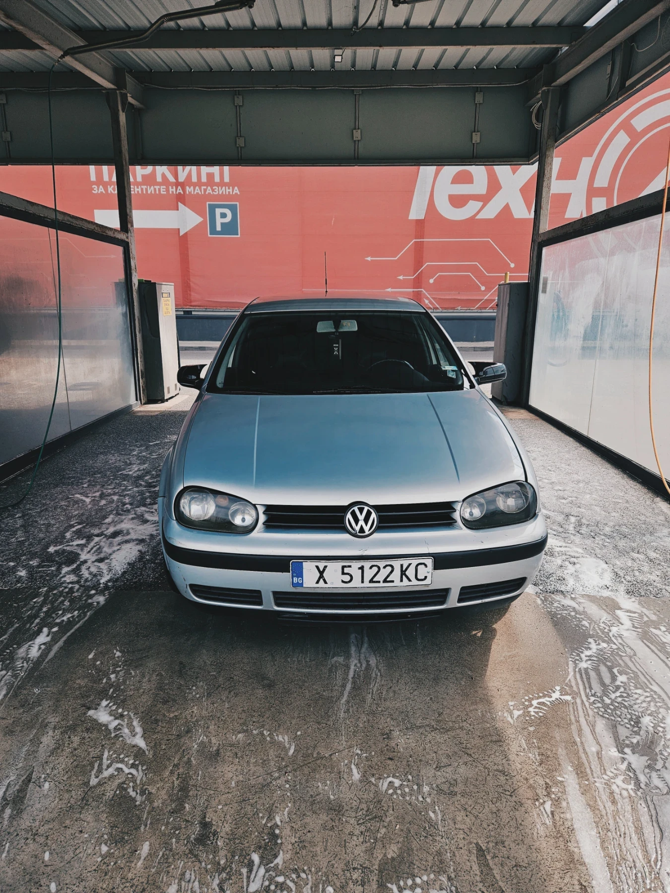VW Golf, снимка 6 - Автомобили и джипове - 54636760