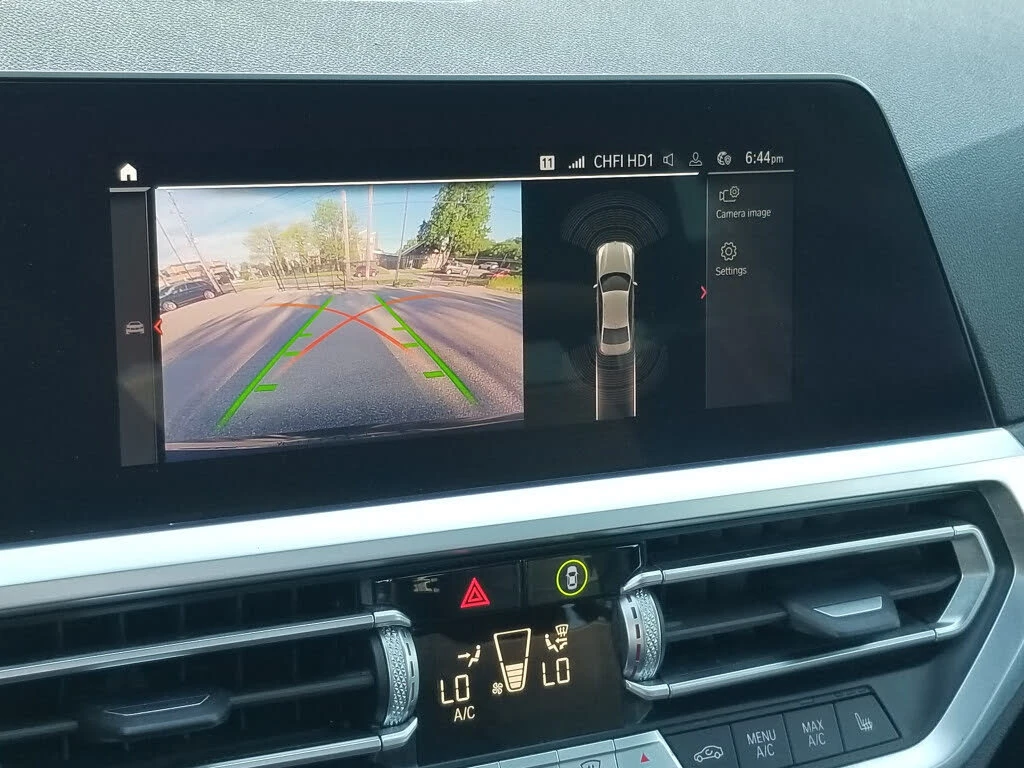 BMW 330 i* XDRIVE* M-SPORT* ПОДГРЕВ* КАМЕРА* ШИБИДАХ, снимка 6 - Автомобили и джипове - 54725610