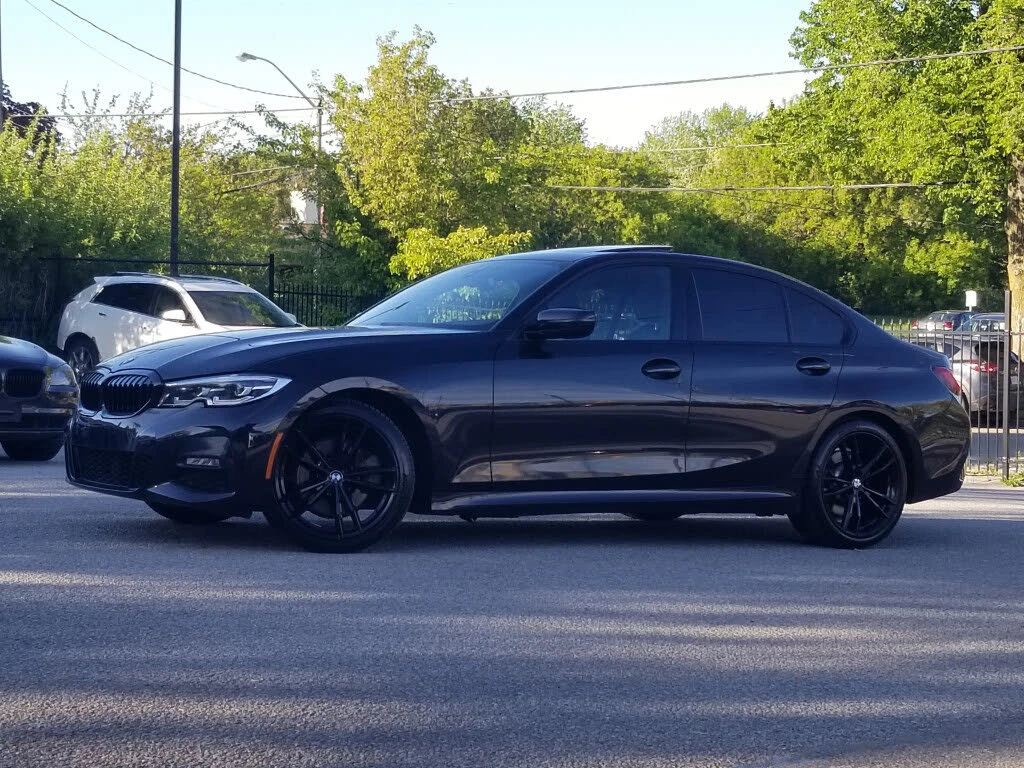 BMW 330 i* XDRIVE* M-SPORT* ПОДГРЕВ* КАМЕРА* ШИБИДАХ, снимка 2 - Автомобили и джипове - 54725610