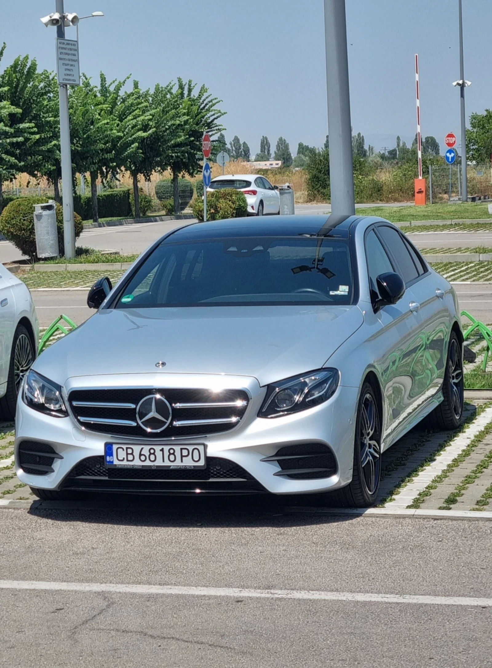 Mercedes-Benz E 200 AMG Line, Night Package