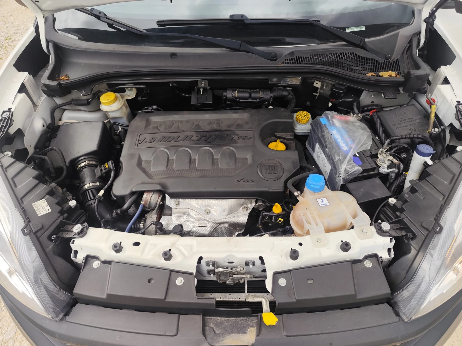 Fiat Doblo 1.6 дизел Хладилен, снимка 14 - Автомобили и джипове - 55240388