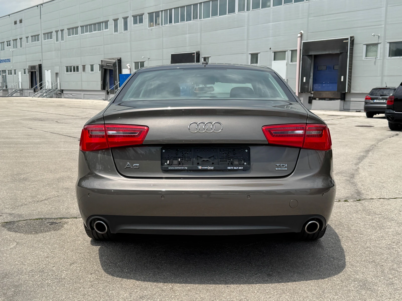 Audi A6 3.0tdi/4x4/Седан/ГАРАНЦИЯ, снимка 4 - Автомобили и джипове - 55313356