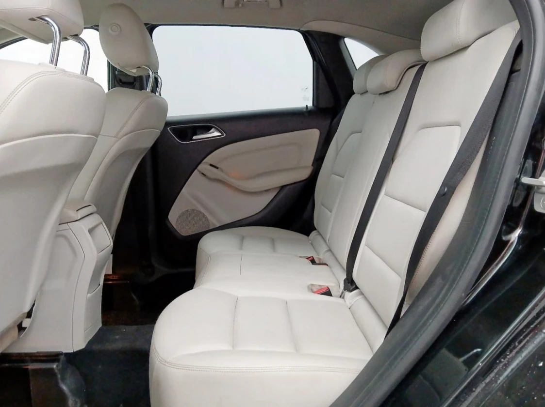 Mercedes-Benz B 180 109к.с 7gTronic за части , снимка 8 - Автомобили и джипове - 55430800