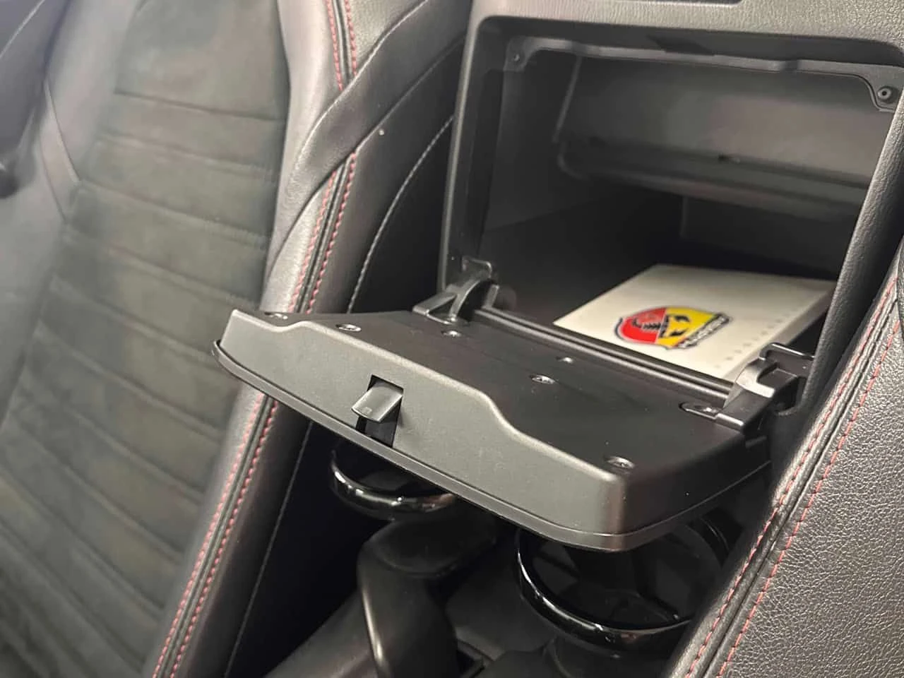 Fiat 124 SPIDER ABARTH CABRIO| NAVI| KEYLESS| 2 КЛЮЧА| , снимка 10 - Автомобили и джипове - 55638640