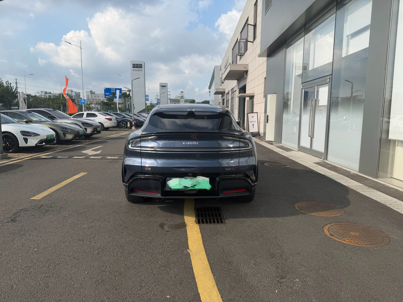 Xiaomi YU7 MAX Dual Motor AWD, снимка 5 - Автомобили и джипове - 55727751