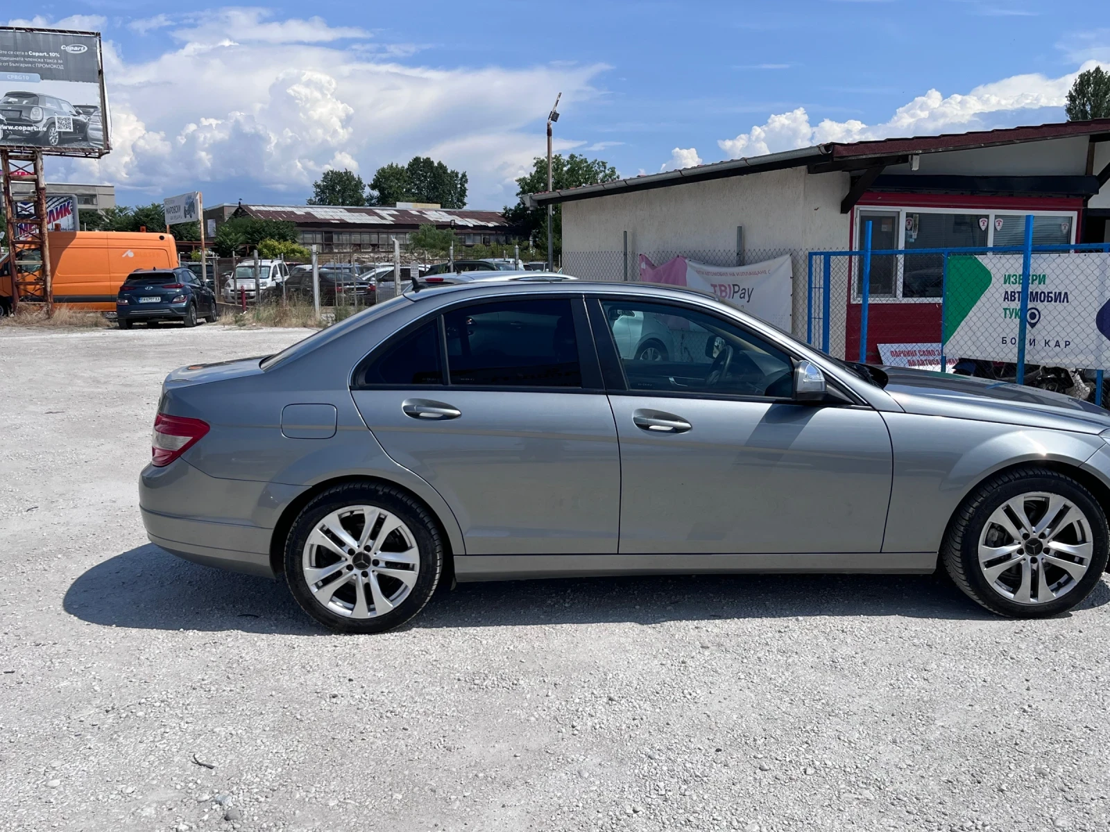 Mercedes-Benz C 200, снимка 6 - Автомобили и джипове - 55929384