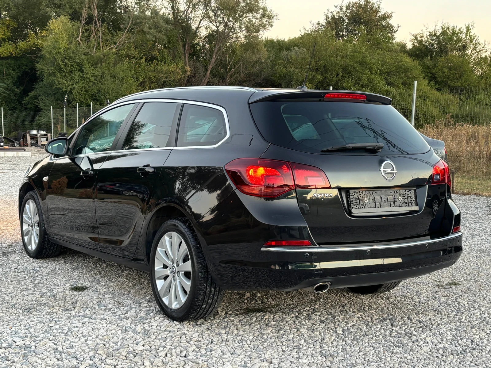 Opel Astra 1.4Turbo/SportsTouner/GPL/Tech cosmo, снимка 8 - Автомобили и джипове - 56340410