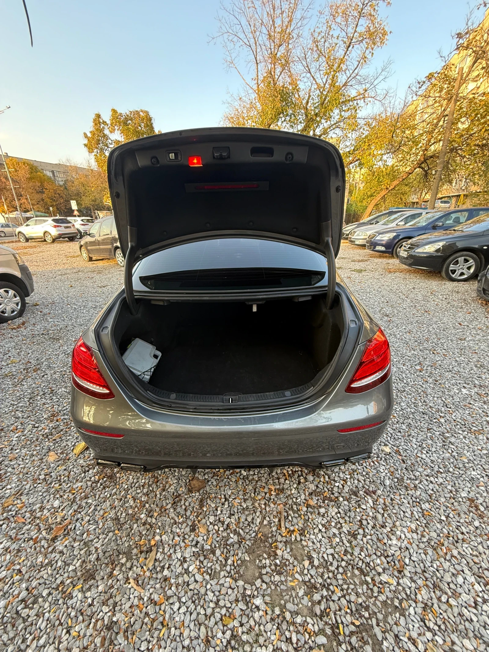 Mercedes-Benz E 350, снимка 10 - Автомобили и джипове - 56608043