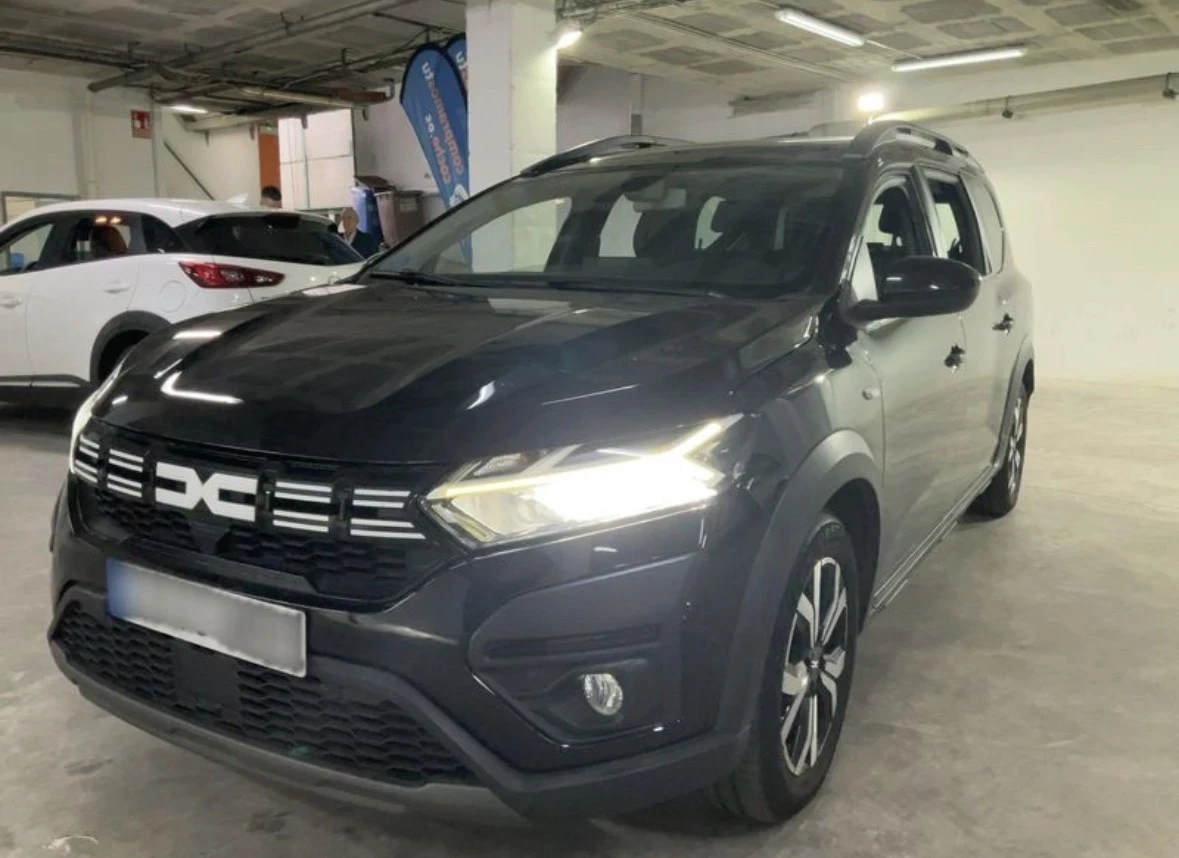 Dacia Jogger 1.6Hybrid E-Tech Expression , снимка 4 - Автомобили и джипове - 56662364