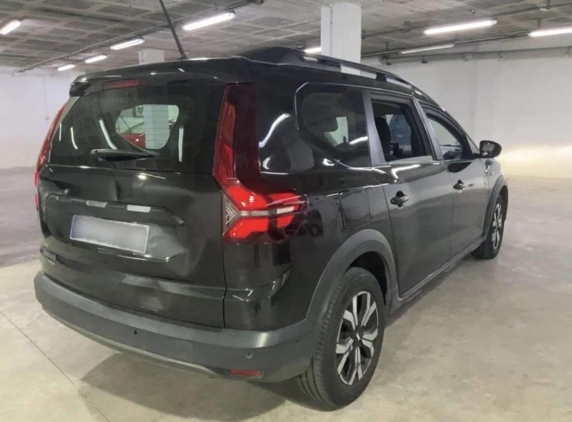 Dacia Jogger 1.6Hybrid E-Tech Expression , снимка 5 - Автомобили и джипове - 56662364