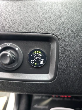 Dacia Duster 1.6i, 114к.с., GPL, снимка 12