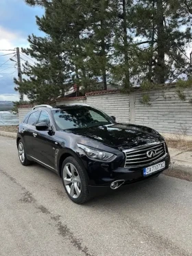     Infiniti QX70 S