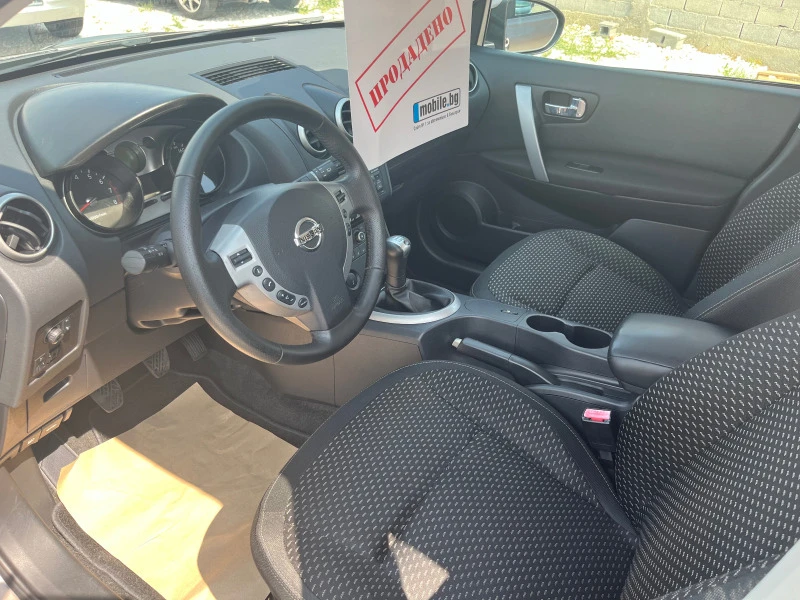 Nissan Qashqai 1.6 Панорама, снимка 7 - Автомобили и джипове - 46696726