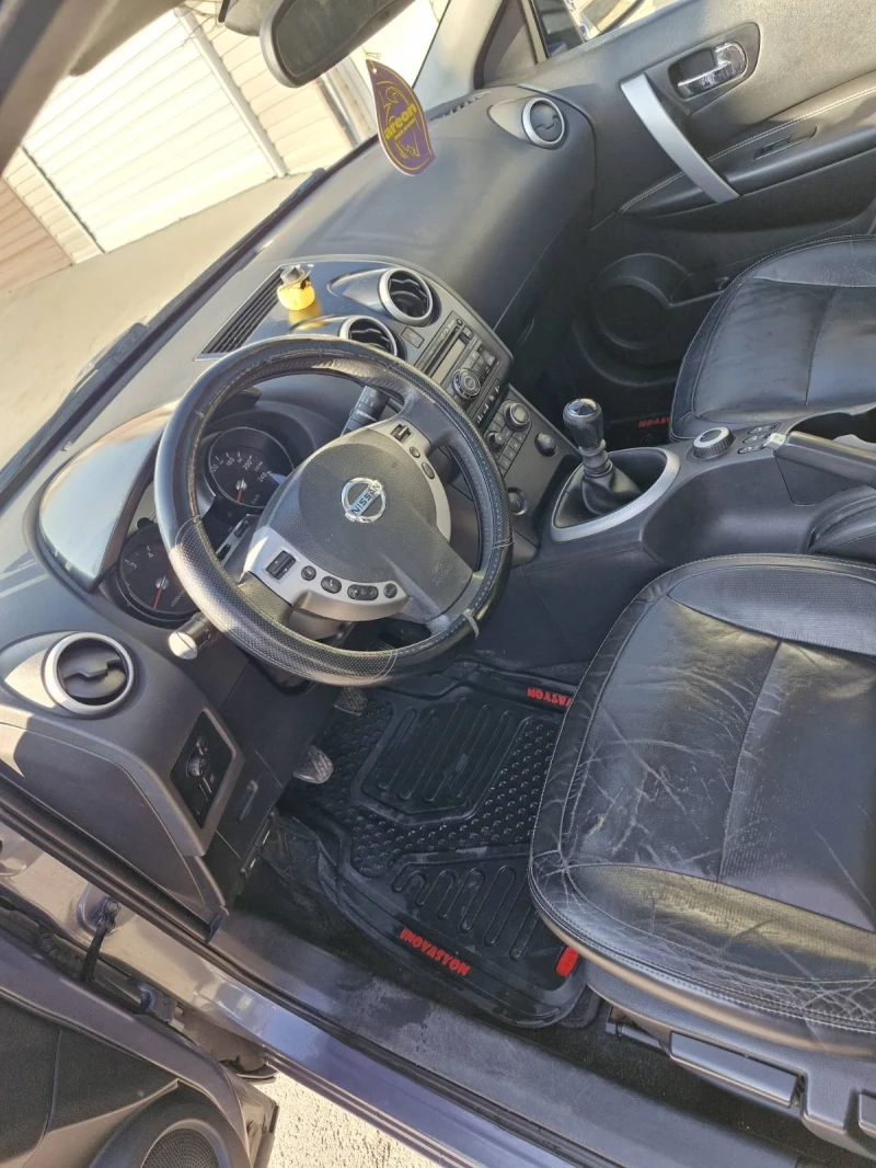 Nissan Qashqai 2.0dci-140к.с* Регистрирана* Панорама* Кожа* , снимка 9 - Автомобили и джипове - 49375361