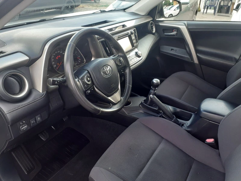 Toyota Rav4 2.0 D4D NAVI KAMERA PREMIUM FULL, снимка 13 - Автомобили и джипове - 51215172