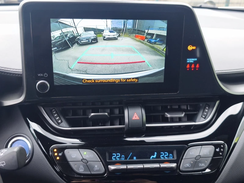 Toyota C-HR 2.0 Hybrid, Facelift Club Bi-tone Гаранция, снимка 15 - Автомобили и джипове - 53471471