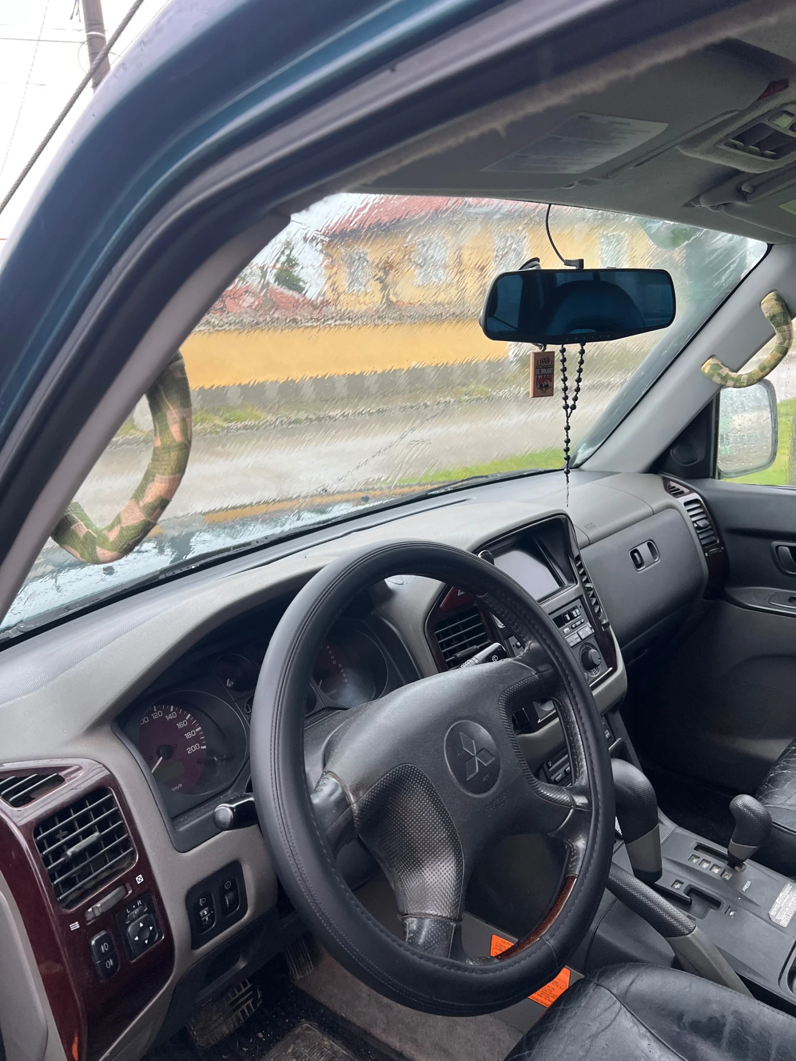 Mitsubishi Pajero  - изображение 3