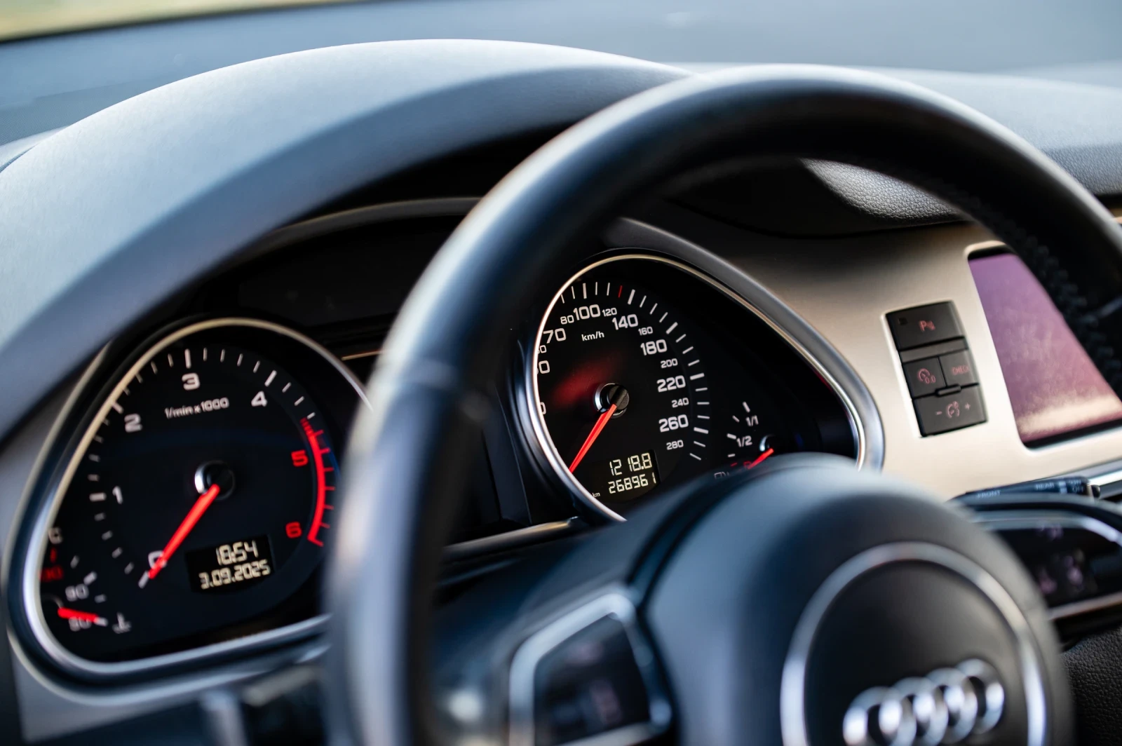 Audi Q7 3.0  | Mobile.bg   17