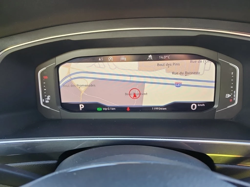 VW Tiguan * HIGHLINE * CARFAX * БЕЗ ПЪРВОНАЧАЛНА ВНОСКА - изображение 9