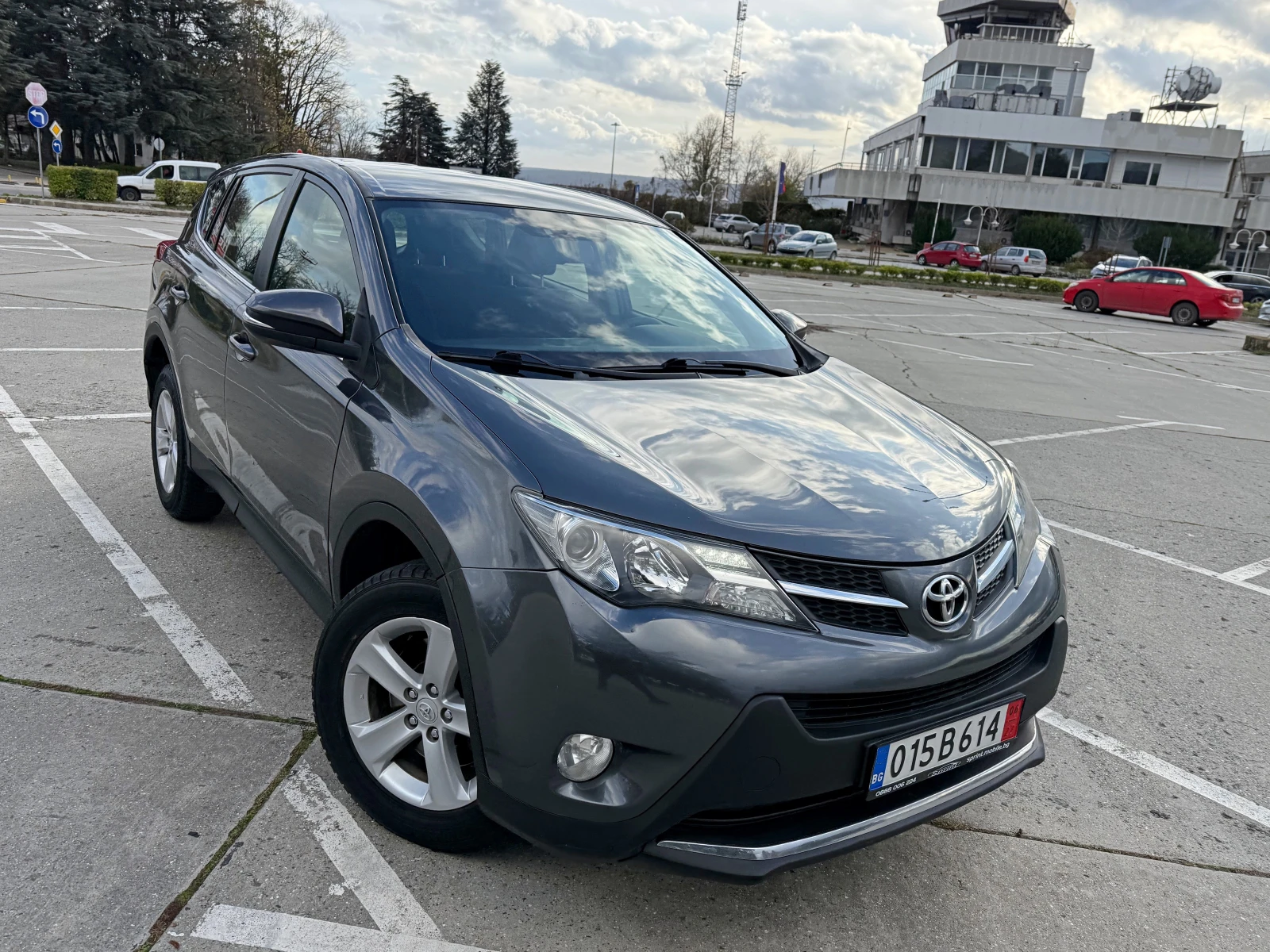 Toyota Rav4 2.0 d4d - изображение 2