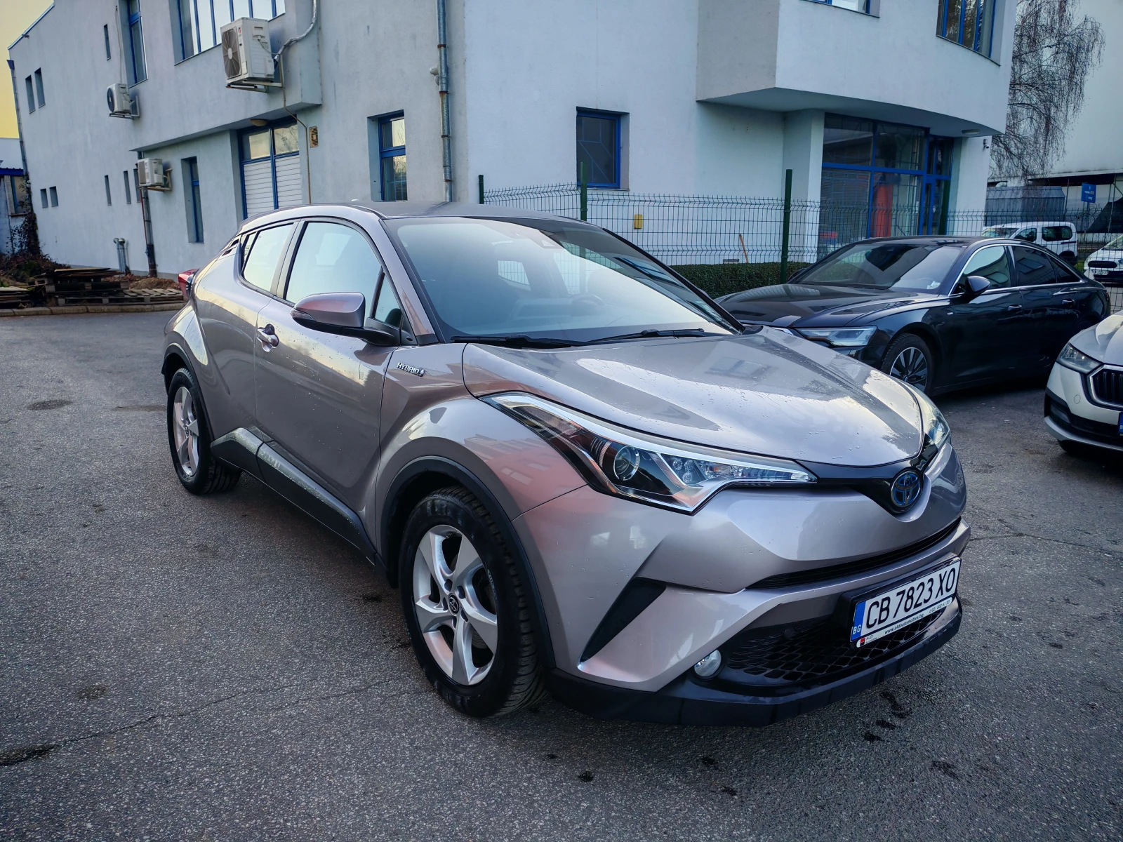 Toyota C-HR 1.8 HYBRID | Mobile.bg � ����������� 2