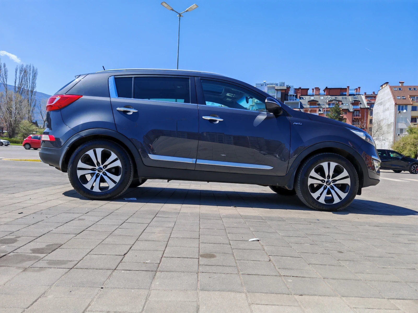 Kia Sportage 2.0 CRDI, снимка 14 - Автомобили и джипове - 54172991
