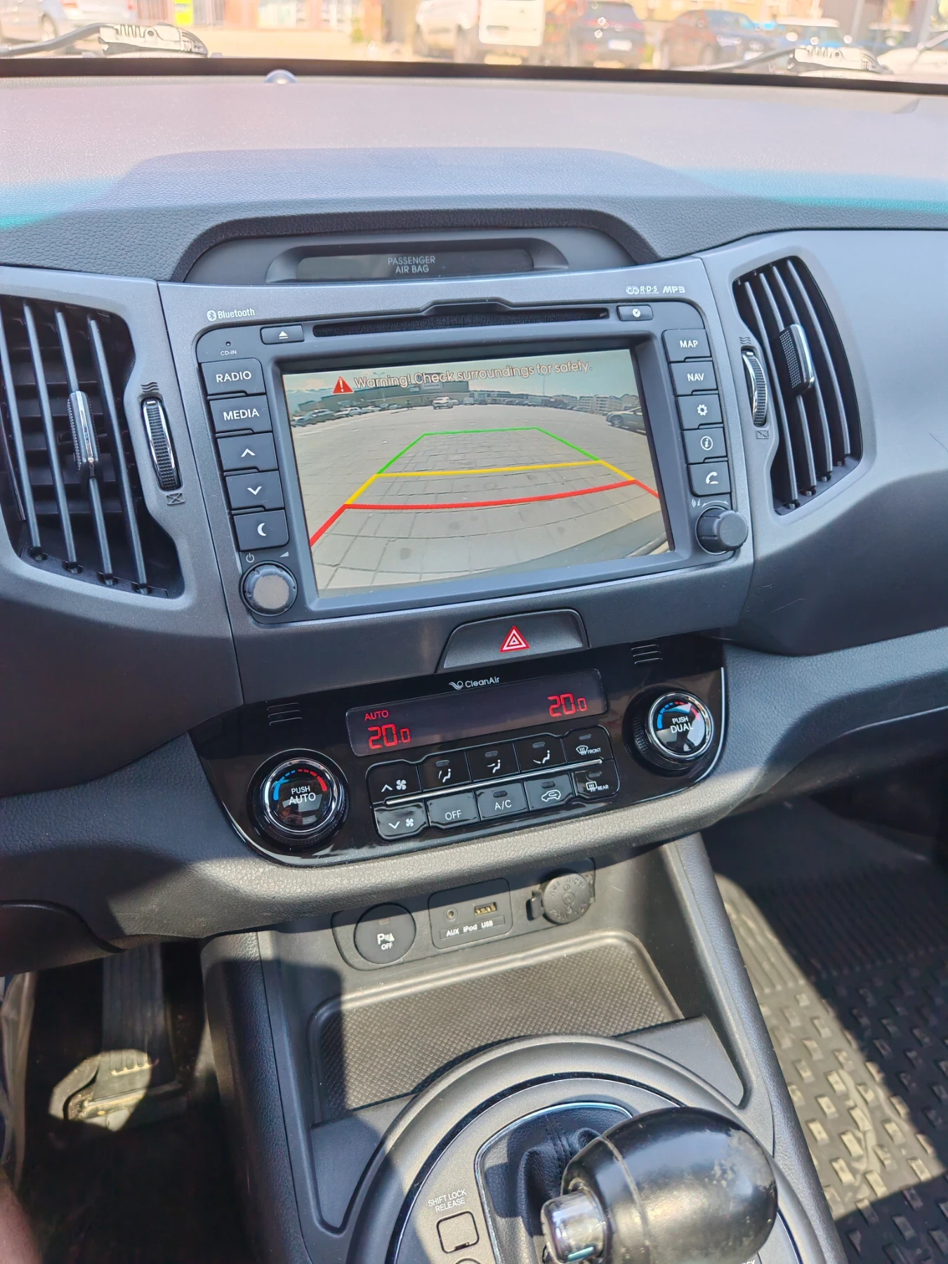 Kia Sportage 2.0 CRDI, снимка 5 - Автомобили и джипове - 54172991