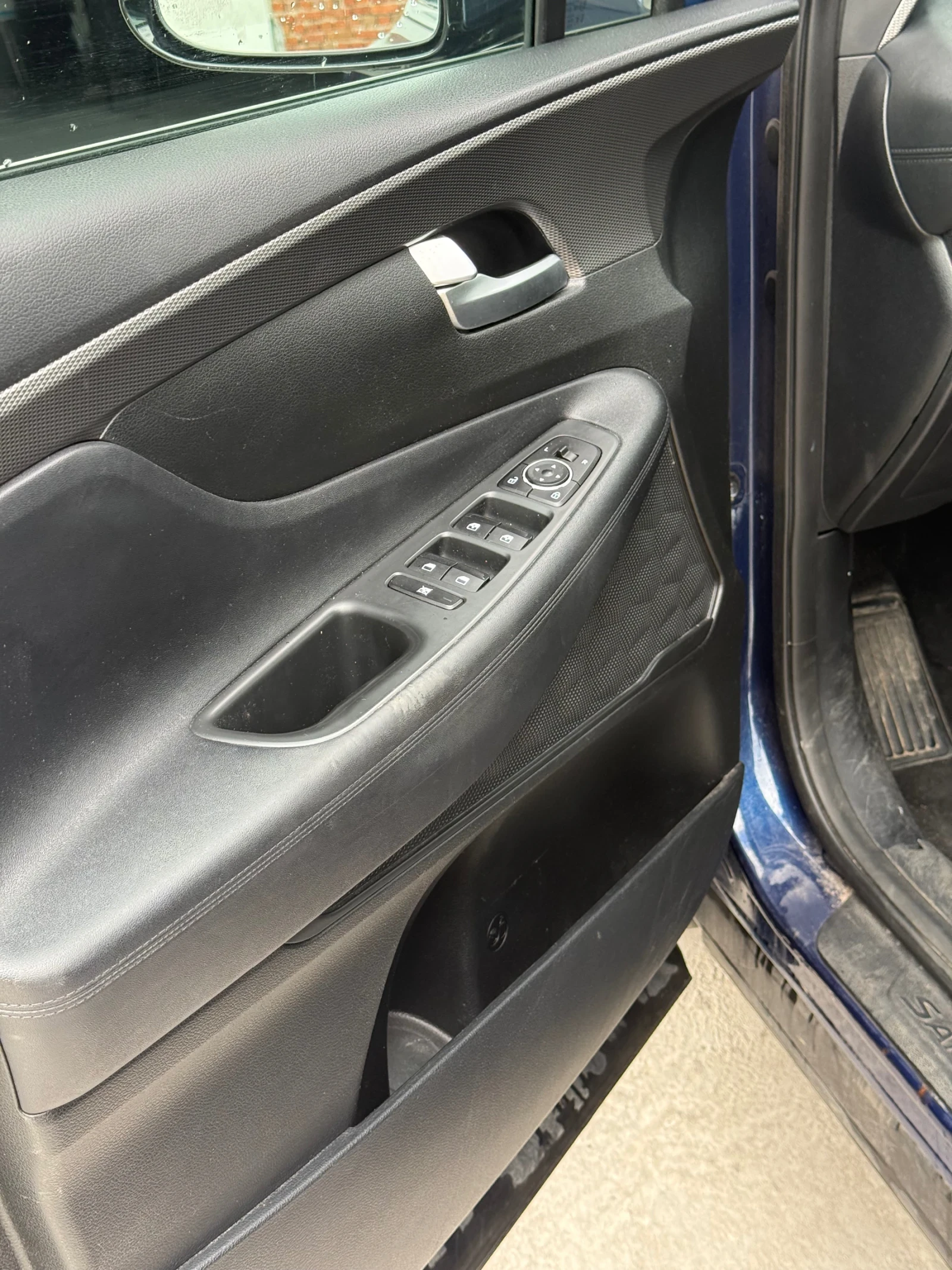 Hyundai Santa fe 2.4, снимка 12 - Автомобили и джипове - 54335009