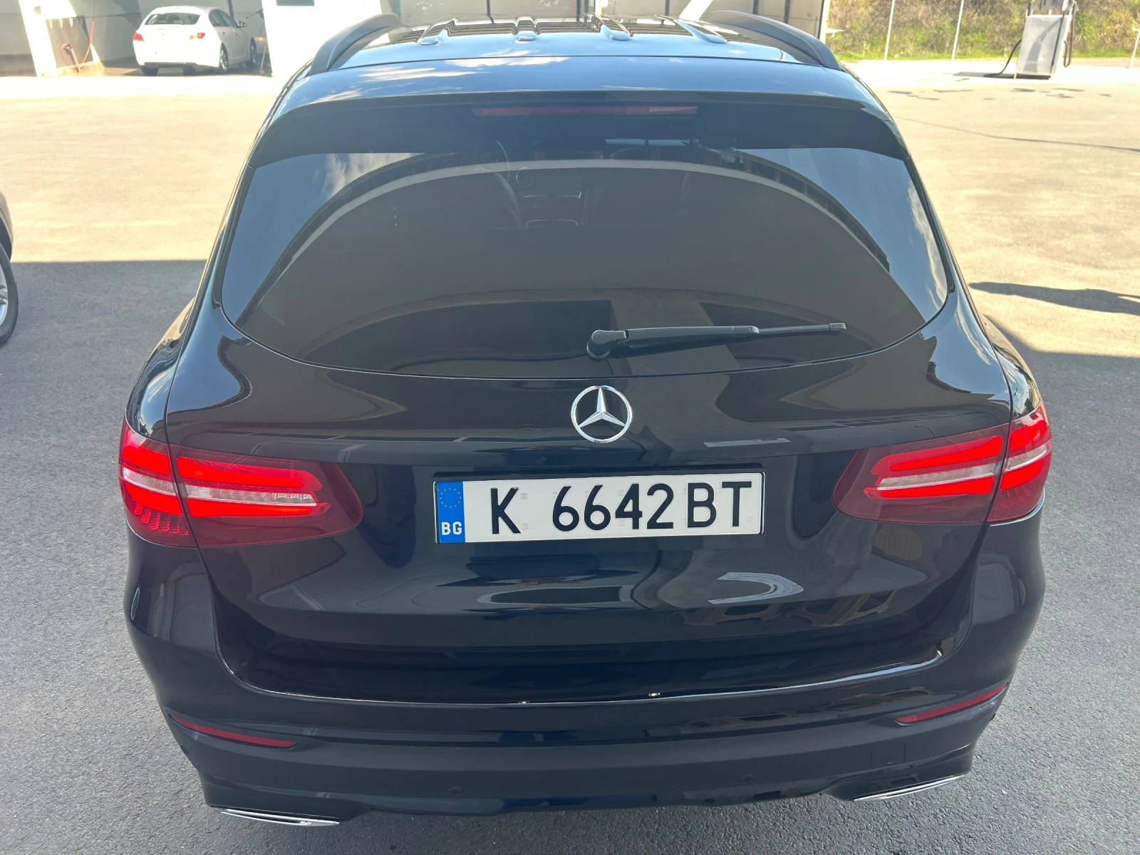 Mercedes-Benz GLC 220, снимка 8 - Автомобили и джипове - 54722765