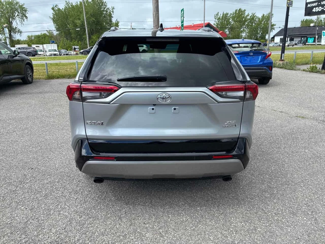 Toyota Rav4 * Hybrid XSE * CARFAX * ПАНО * KEYLESS * ПОДГРЕВИ, снимка 4 - Автомобили и джипове - 54789263