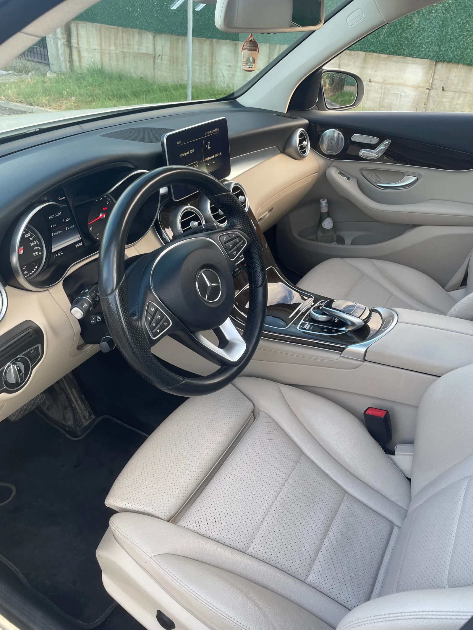 Mercedes-Benz GLC 300 * 4matic* * 9G* * Burmester* * Голяма Навигация* , снимка 7 - Автомобили и джипове - 55254513