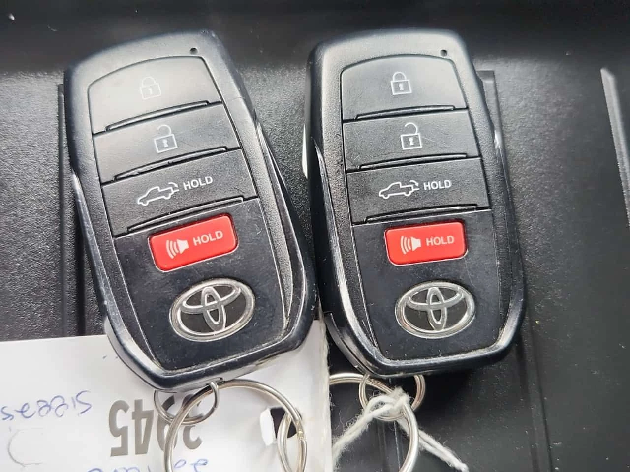 Toyota Tundra * PLATINUM CREW CAB SHORT BED * CARFAX * ��� ����� | Mobile.bg � ����������� 8