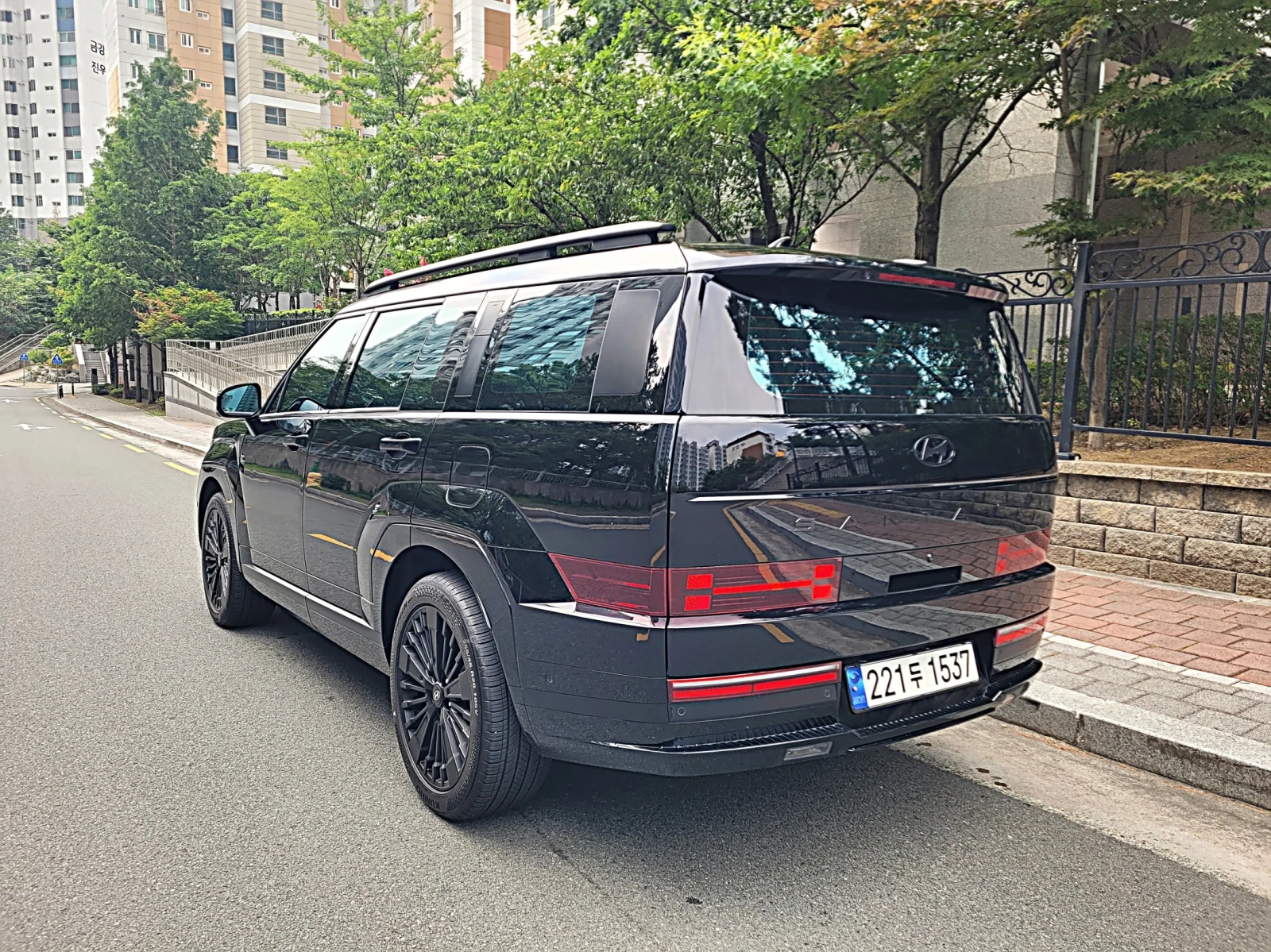 Hyundai Santa fe CALLIGRAPHY 4x4 * КРАЙНА ЦЕНА* HYBRID, снимка 4 - Автомобили и джипове - 56256609