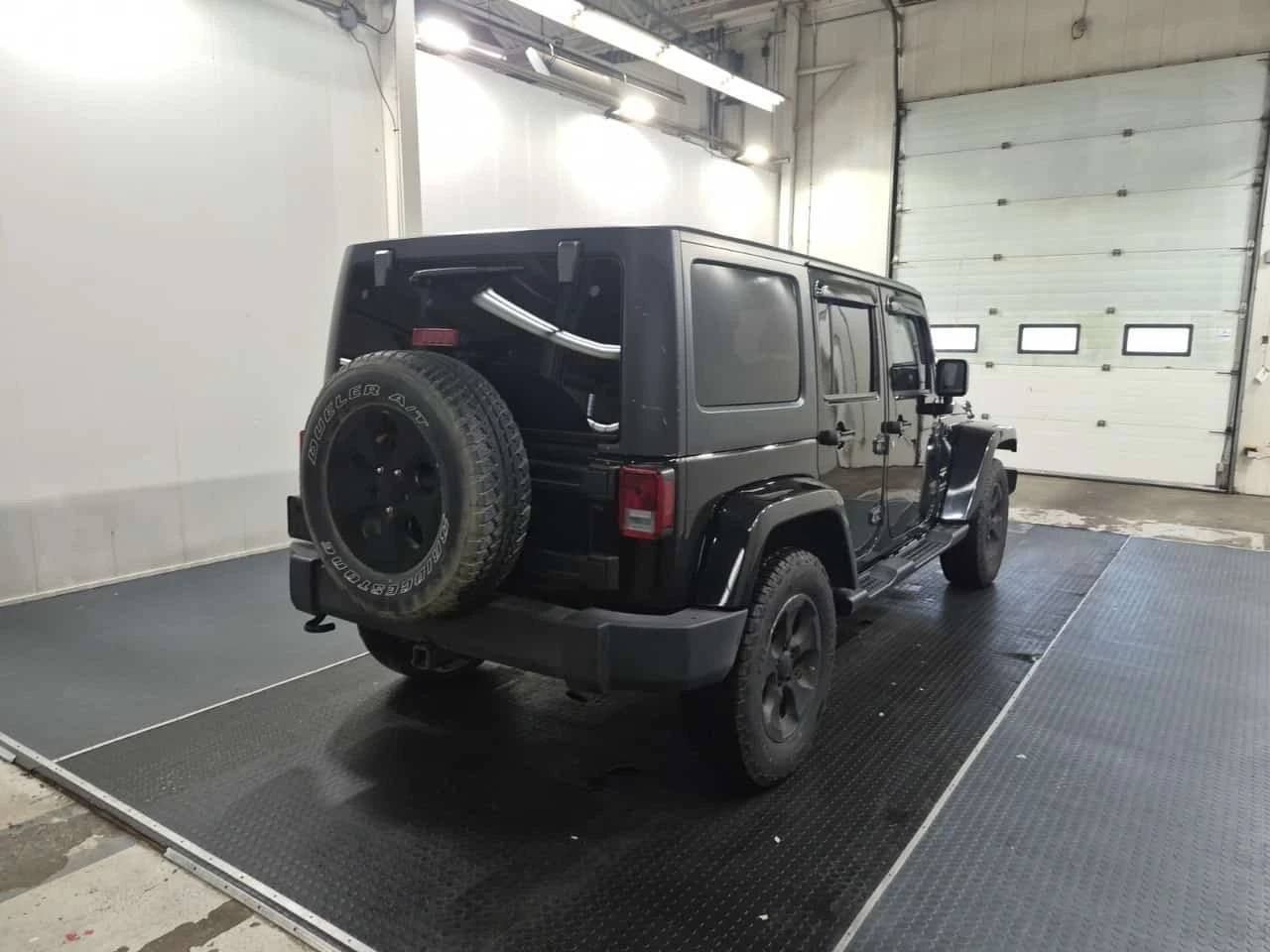 Jeep Wrangler * 4wd 4dr Sahara * CARFAX * ПОДГРЕВ , снимка 3 - Автомобили и джипове - 56310150