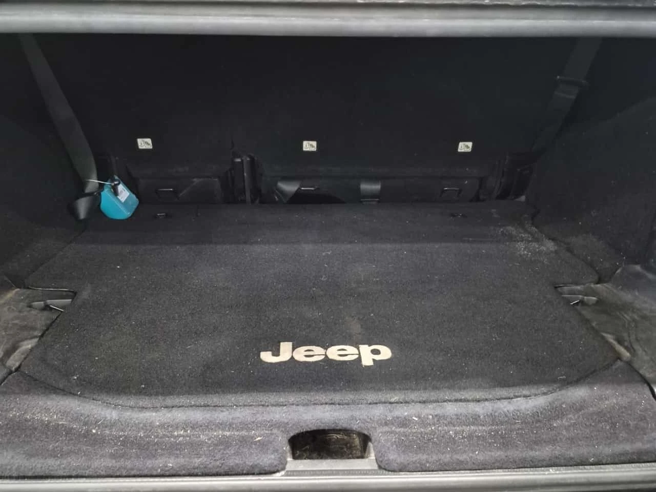 Jeep Wrangler * 4wd 4dr Sahara * CARFAX * ПОДГРЕВ , снимка 15 - Автомобили и джипове - 56310150