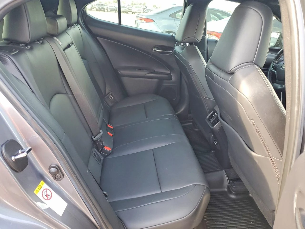 Lexus UX 250h 2.0l, снимка 10 - Автомобили и джипове - 56664282