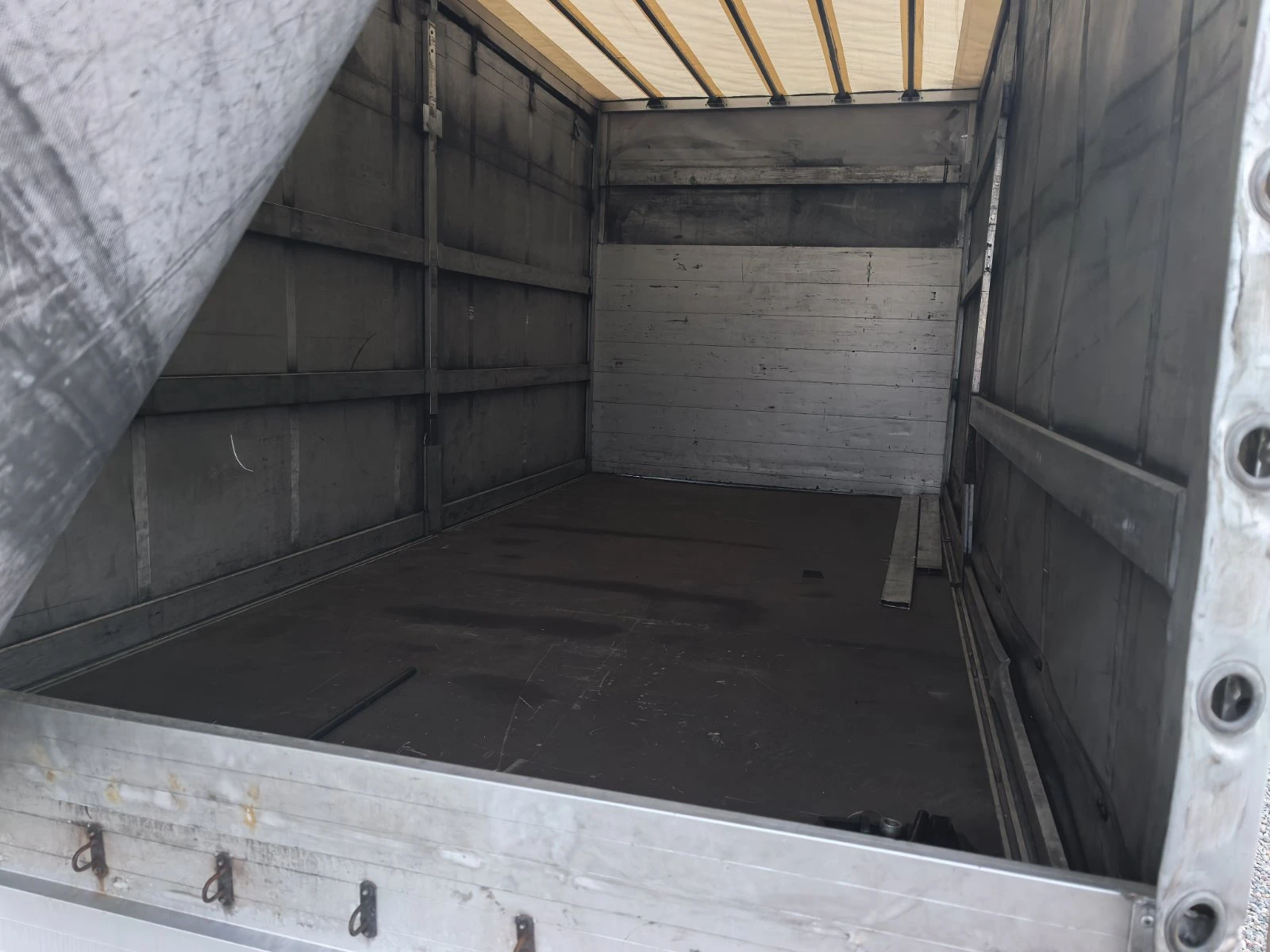 Iveco Daily 35S16 2.3 10 ПАЛЕТЕН, снимка 11 - Бусове и автобуси - 55826824