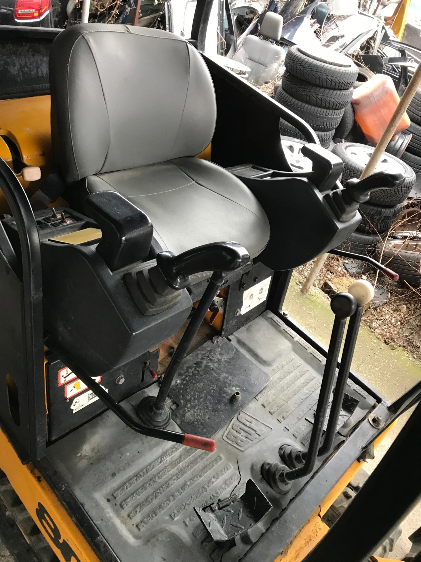 Багер JCB 8018 - изображение 5