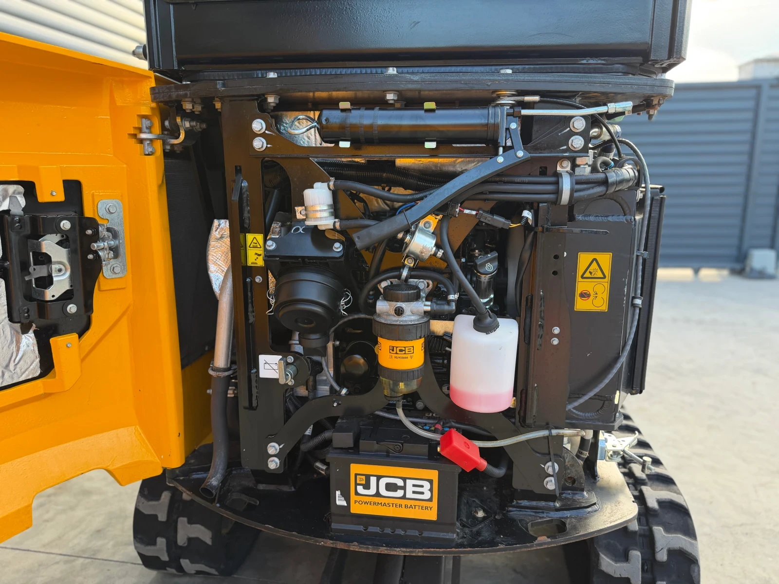 Багер JCB 19C 390мч., снимка 13 - Индустриална техника - 54857948