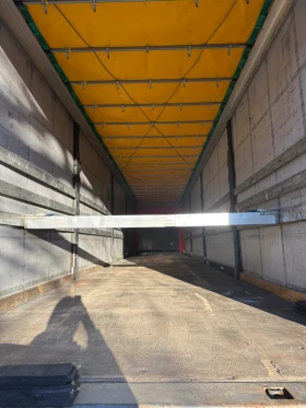 Полуремарке Krone Капаци-повдигащ таван, снимка 15