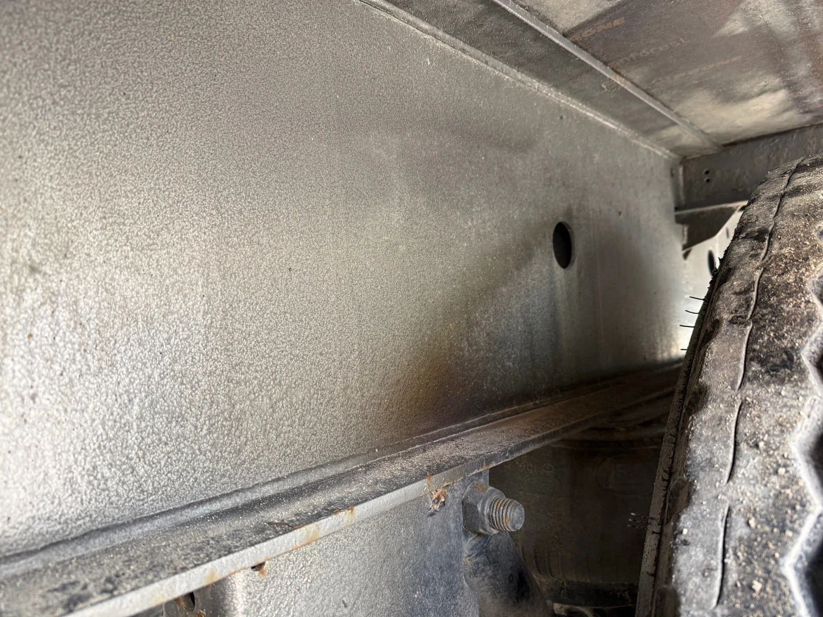 Полуремарке Krone Капаци-повдигащ таван, снимка 9 - Ремаркета - 53916804